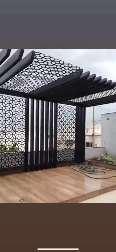 مظلات حديد